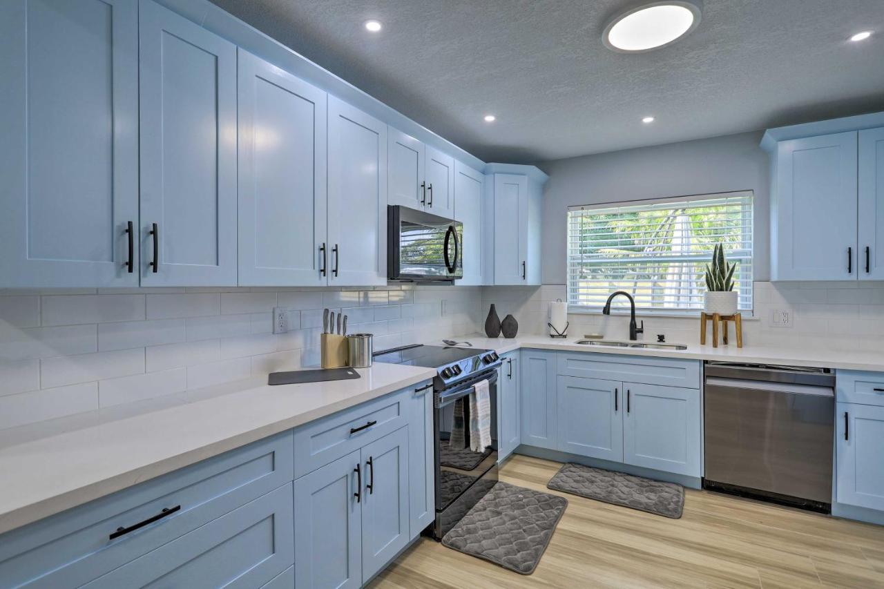 Beach House With Outdoor Kitchen, Walk To Coast Cocoa Beach Exterior photo
